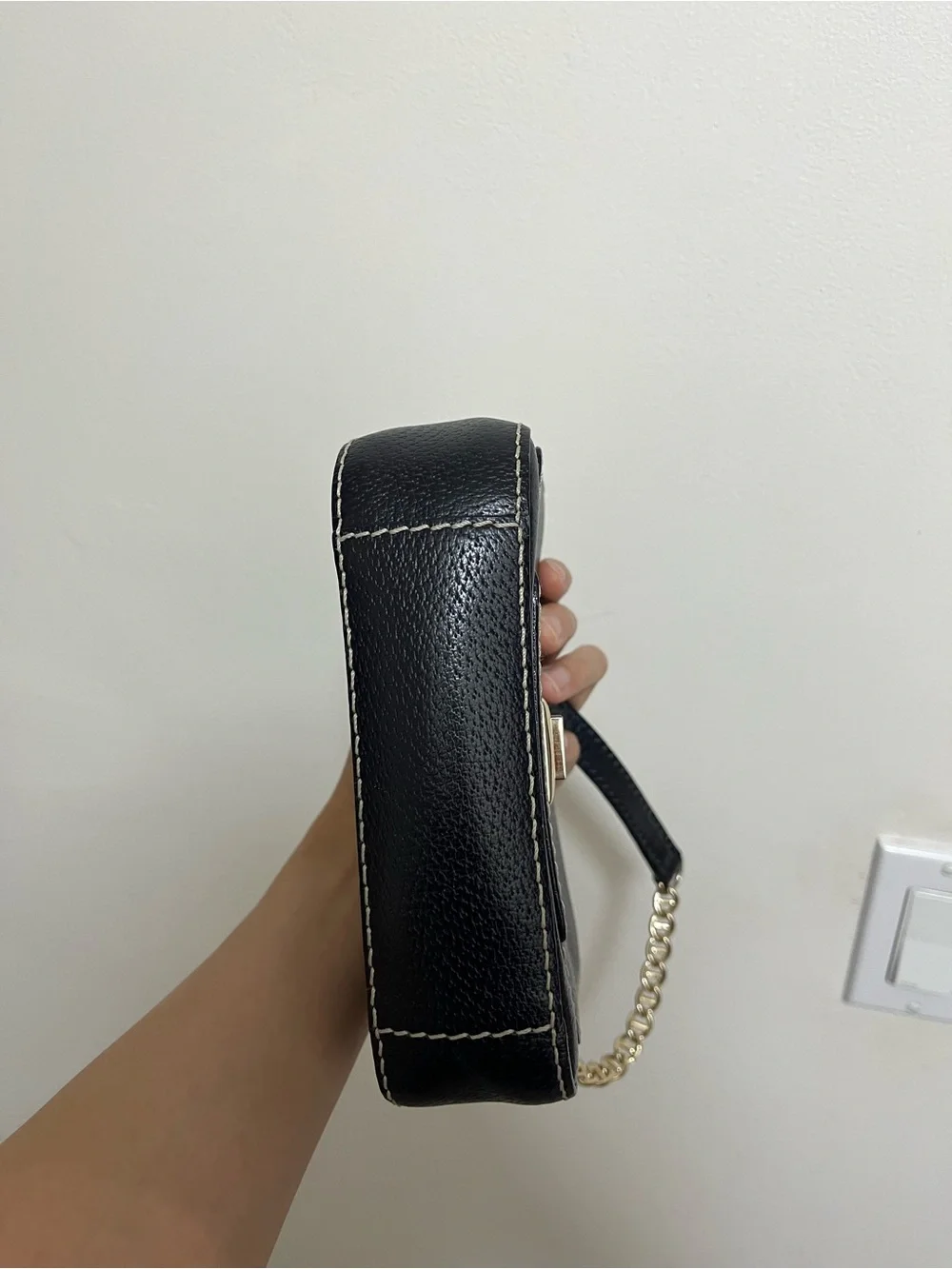 Kate Spade Shoulder Bag with Gold Chain